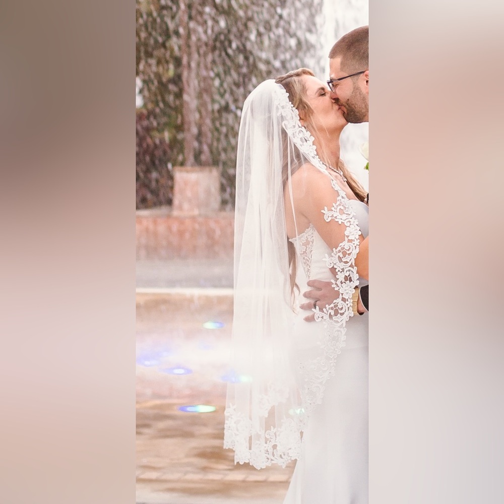 Spanish veil